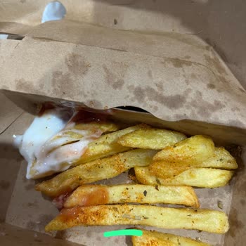 Köfteci Yusuf Patatesinden Zımba Teli Çıktı