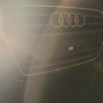 Kuzey Marmara Otoyolu Yolun Ortasında Patlamış Lastik