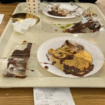 Mado Fiyat Ve Kişiye Göre Davranma