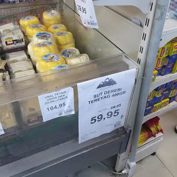 Karabağ Market K****** Market Sağlıksız Ürünler Satıyor
