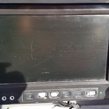 Akdeniz Seyahat Televizyon Ekranları Bozuk