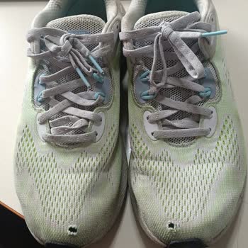 Under Armour Hovr Machina 3 Ayakkabı Yırtıldı.