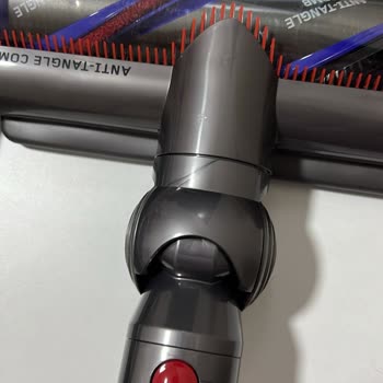 Dyson V15 Total Clean
