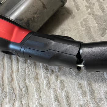 Philips Dikey Süpürge Ortadan İkiye Ayrıldı!