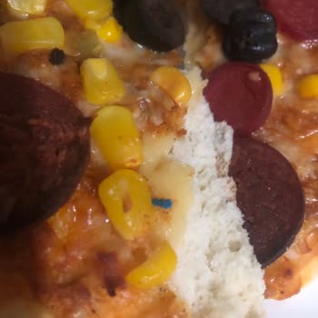Superfresh Pizza İçerisinden Yabancı Cisim Çıktı