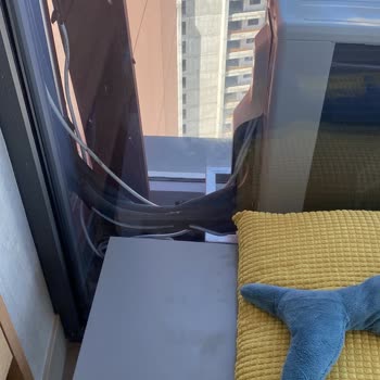 Toshiba Установка кондиционера наполовину