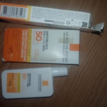 Gefälschte La Roche Posay Anthelios uvmune400 50+ Sonnencreme gesendet