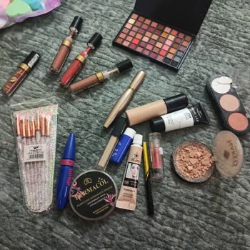 Kozmokalite Kırık Ve Yanlış Ürün Hayal Kırıklığı