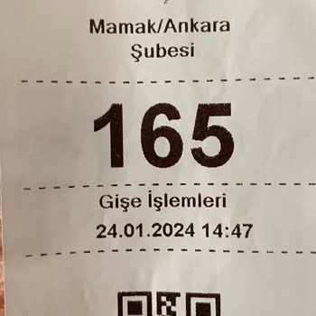 İş Bankası Şubesi Çalışanları Yavaşlığı