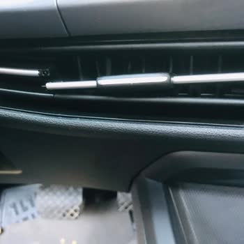 Volkswagen Golf 8 Kalorifer Peteği, Havalandırma Menfezi Kırılması Dökülmesi