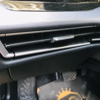 Volkswagen Golf 8 Kalorifer Peteği, Havalandırma Menfezi Kırılması Dökülmesi