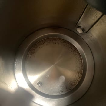 Vestel Su Isıtıcım Paslandı