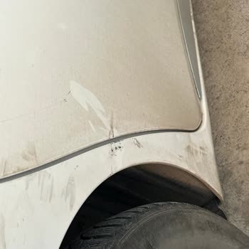 Yemeksepeti Kuryesi Çarpıp Kaçtı