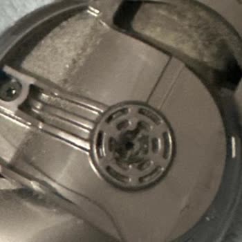 Dyson V15 Hatalı Başlık