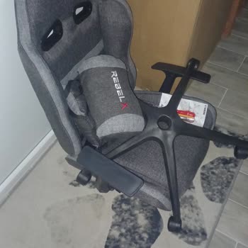 Koçtaş Muhatap Bulamıyorum. Defolu Ürün Gönderiyorlar.