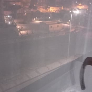 İBB - İstanbul Büyükşehir Belediyesi Çatalmeşe Mahallesinde Kapalı Durak Olmaması Sorunu