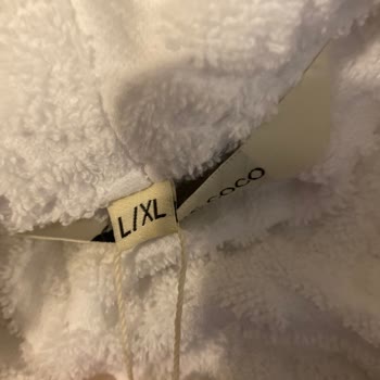 Madame Coco Kusurlu Ürün Kullanım Öncesi Yıkamada L XL Olan Bornozların S Beden Gibi Oldu