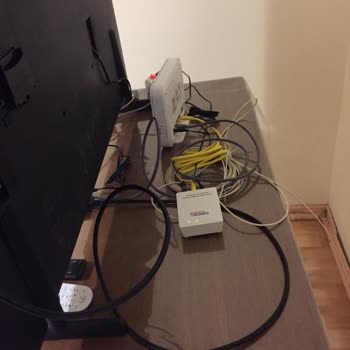 Superonline Bayi Elemanının Sağlığı Hiçe Sayan Wi-Fi Bağlama İşlemi
