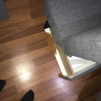 A101 Mağazadan Üçlü Kanepe Aldım Kırık Teslim Edildi