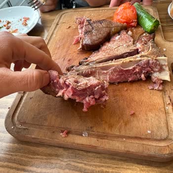 Et Yiyelim Orta Pişmiş Hayal Kırıklığı