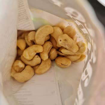 Gold Harvest Kuruyemiş Masternut Paketin İçi Örümcek Ağı Dolu