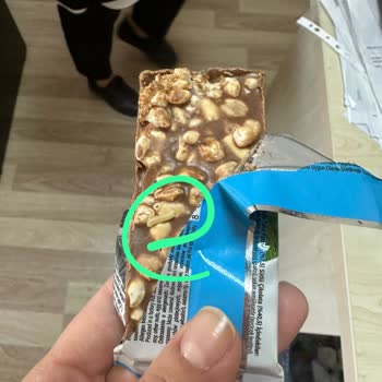 Şölen Ozmo Farm Tahıl Patlaklı Çikolata Kurt Çıktı