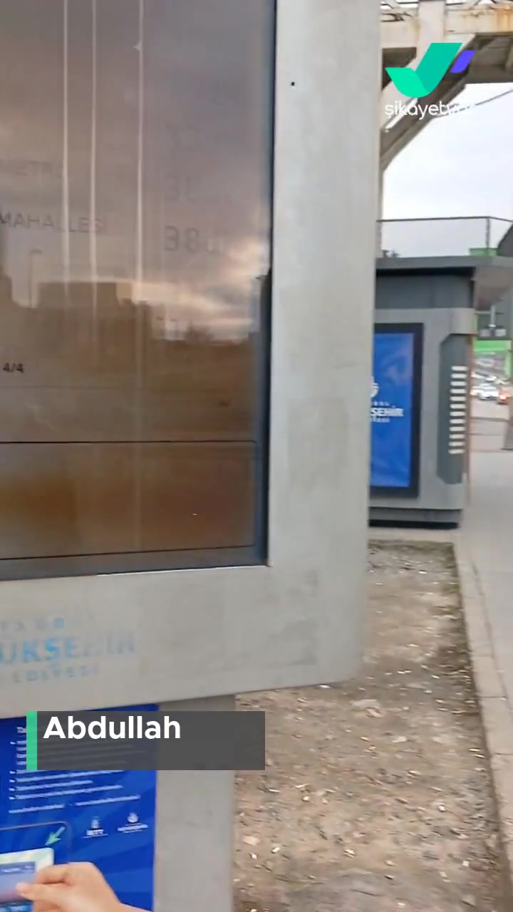 İETT - İstanbul Elektrik Tramvay Tünel 12 Dakikada Gelecek Otobüs 42 Dakikada Geldi videonun kapak resmi