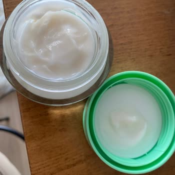 Yves Rocher Aldığı Parayı Kesinlikle Hak Etmiyor