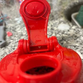 Supplementler Markt Protein Tozumdan Kurtçuk Çıktı!