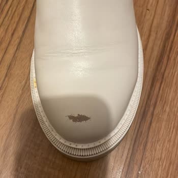 Derimod Ayıplı Ürüne Değişim Yapmıyor!