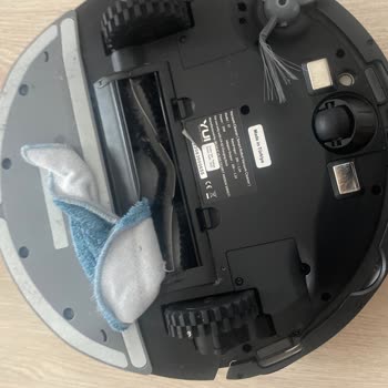 Yui Marka Robot Süpürge