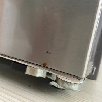 Profilo Buzdolabı 5 Ayda Paslandı