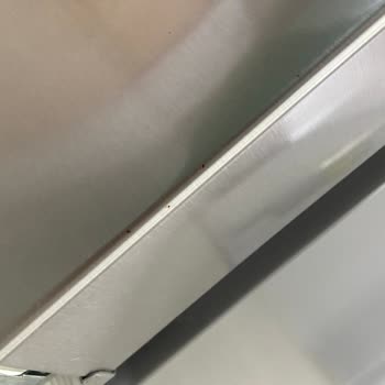 Profilo Buzdolabı 5 Ayda Paslandı