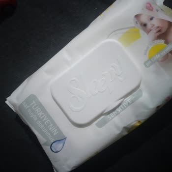 Sleepy Islak Mendil İçinden Tırnak Cıktı