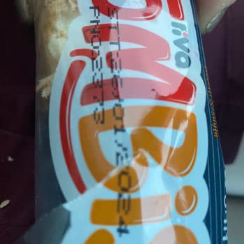 BİM Küflü Sandviç Satıyorlar