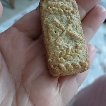 Ülker Tadi Değişik Ve Yanık Bisküvi
