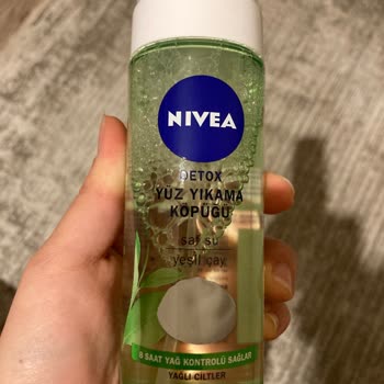 Nivea Yüz Yıkama Köpüğü