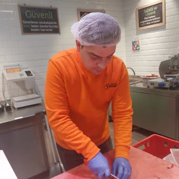 Köfteci Yusuf Kaba Tavır Ve Yanlış Sipariş Sorunu