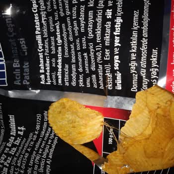 Türk Standartları Enstitüsü Amigo Markalı Cips İle Bilinmeyen Cips Birbiriyle Yapışık Pişirilmiş
