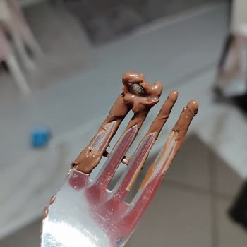 Torku Ekmeğe Sürme Banada Böcek Çıktı