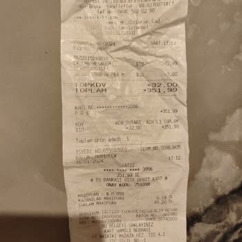 LCW-WAIKIKI Erzincan Park AVM Etiket Fiyatından Fazla Çekiyor Kasada