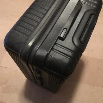 Esadaş Turizm Seyahatte Valiz Kırılması