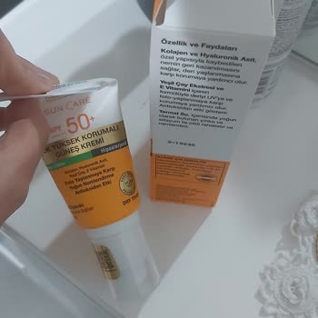 Bioxcin Güneş Kremi Kutusu Yarısı Boş