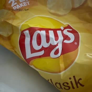 Lay's Paketinden Çıkan Yabancı Cisim