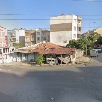 TEİAŞ Gaziosmanpaşa Küçükköy Üzerinden Geçen Yüksek Gerilim Hattı.