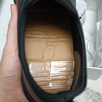Hotiç Ayakkabı Tabanına Karton Parçası Konulması