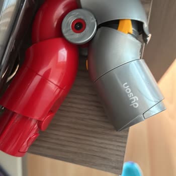 Dyson V12 Aparat Tedariki Ya Da Tamiri Yapılamıyor