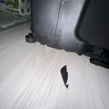 Yurtiçi Kargo Firmasının Eve Kadar Teslim Etmemesi Ve Hasarlı Ürün Teslimatı!