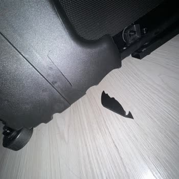 Yurtiçi Kargo Firmasının Eve Kadar Teslim Etmemesi Ve Hasarlı Ürün Teslimatı!