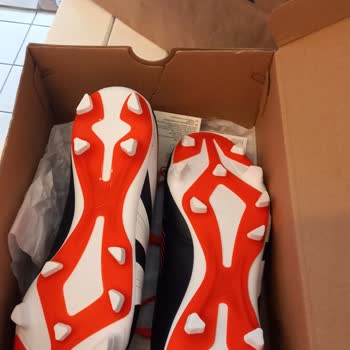 Adidas Mağazası İade Kabul Etmiyor Tüketici Haklarını Tanımıyor!